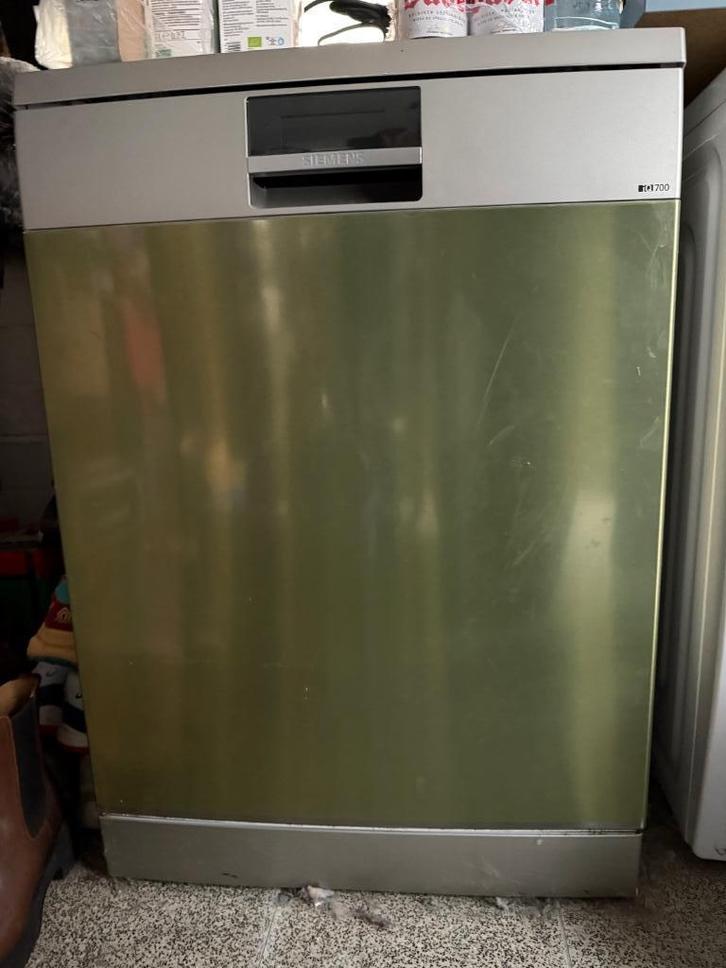 Vrijstaande afwasmachine Siemens SN27YI01CE, Elektronische apparatuur, Vaatwasmachines, Zo goed als nieuw, Vrijstaand, Minder dan 85 cm
