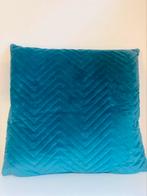 Petrol blauw deco kussen met vulling, Huis en Inrichting, Woonaccessoires | Kussens, Ophalen, Blauw