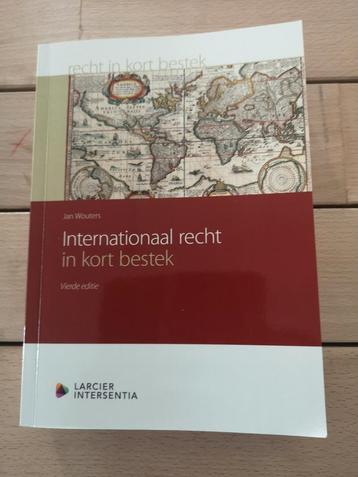 Internationaal recht in kort bestek  beschikbaar voor biedingen
