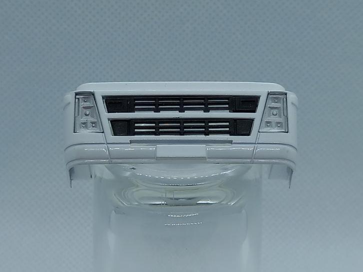 Volvo FH3 onderdelen Hollandoto/CSE /JOAL schaal 1:50, Hobby & Loisirs créatifs, Voitures miniatures | 1:50, Neuf, Bus ou Camion