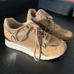 Beige - camelkleurige sneakers maat 36, Beige, Ophalen of Verzenden, Zo goed als nieuw, Sneakers