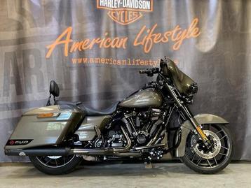 Harley-Davidson Touring Streetglide CVO FLHXSE Stage III