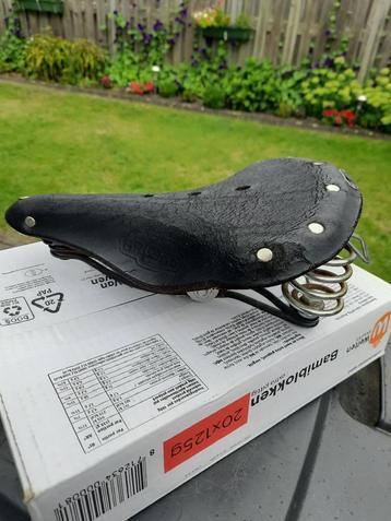 Brooks zadel B66 , echt leer met goede vering.  beschikbaar voor biedingen