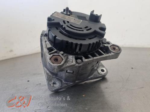 Dynamo van een Opel Vivaro, Auto-onderdelen, Motor en Toebehoren, Opel, Gebruikt, 3 maanden garantie, Ophalen of Verzenden
