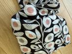 Foulard noir à motifs, Ophalen of Verzenden, Zo goed als nieuw, Sjaal