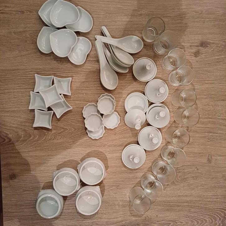 Aperitiefhapjesset 6x5 en gratis glaasjes, Huis en Inrichting, Keuken | Servies, Zo goed als nieuw, Ophalen