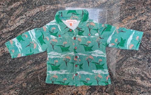 Mt 62 Groen hemd honden en bomen, Kinderen en Baby's, Babykleding | Maat 62, Zo goed als nieuw, Jongetje, Overhemdje of Bloesje