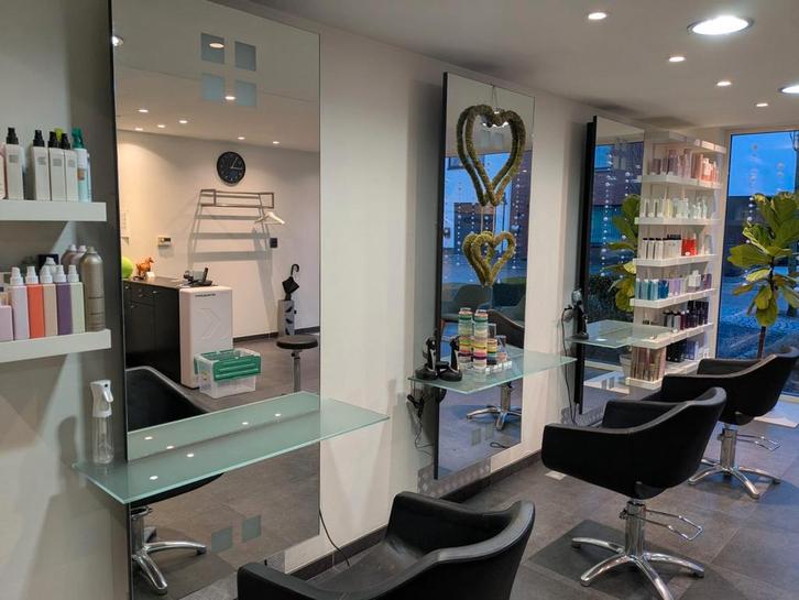 Spiegels kapsalon 3 stuks met tablet, Zakelijke goederen, Kantoor en Winkelinrichting | Apparatuur en Telecommunicatie, Ophalen