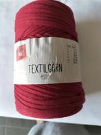 450 g rode bol van Textilgarn kegelwol., Hobby en Vrije tijd, Breien en Haken, Nieuw, Ophalen of Verzenden, Naald