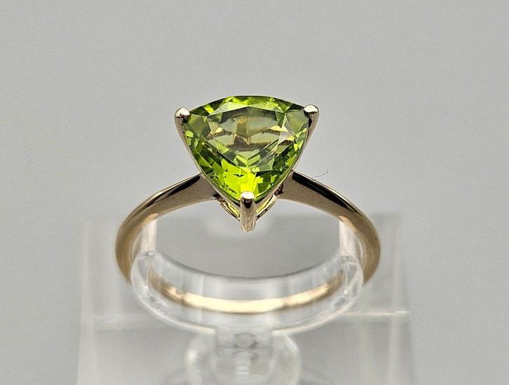 Bague vintage en or avec pierre précieuse péridot. 2025/357, Bijoux, Sacs & Beauté, Bagues, Comme neuf, Femme, 18 à 19, Vert, Or