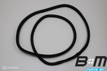 Portierrubber links of rechts voor Seat Leon 5F 5F3867365