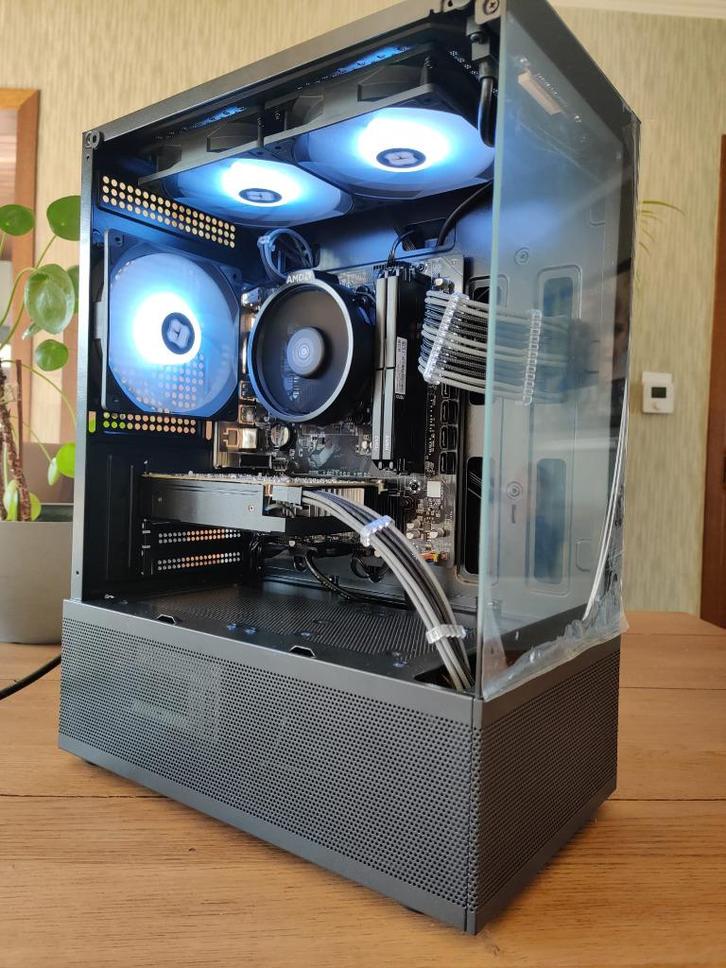 Budget gaming pc, Computers en Software, Desktop Pc's, Zo goed als nieuw, 4 Ghz of meer, SSD, 16 GB, Met videokaart, Gaming, Ophalen of Verzenden