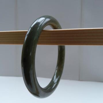 Donkergroene armband. Echte natuursteen. Handgemaakt. beschikbaar voor biedingen