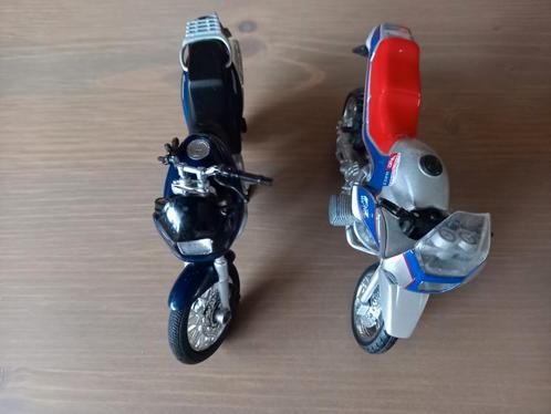 2  BMW MOTOREN, Verzamelen, Automerken, Motoren en Formule 1, Zo goed als nieuw, Motoren, Ophalen of Verzenden