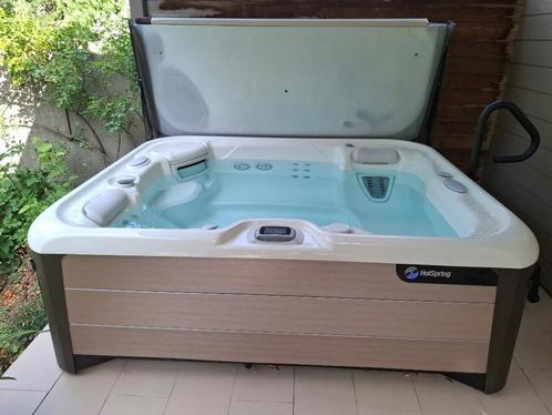 Hotspring Jacuzzi, Tuin en Terras, Bubbelbaden en Hottubs, Zo goed als nieuw, Vast, Ophalen