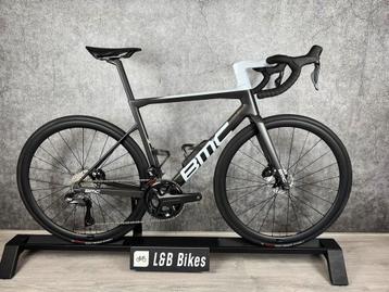 Nieuw! BMC Teammachine SLR01 Ultegra Di2 12 spd Full Carbon beschikbaar voor biedingen