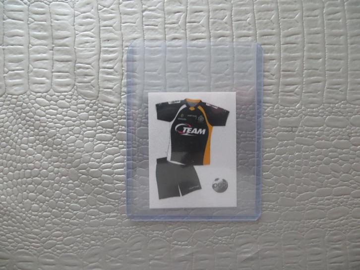 Panini 2013 Team Kit Lokeren zeldzaam, Verzamelen, Sportartikelen en Voetbal, Nieuw, Ophalen of Verzenden