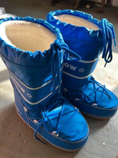 Blauwe sneruwlaarzen - nooit gedragen maat 35, Sport en Fitness, Snowboarden, Zo goed als nieuw, Snowboots, Ophalen