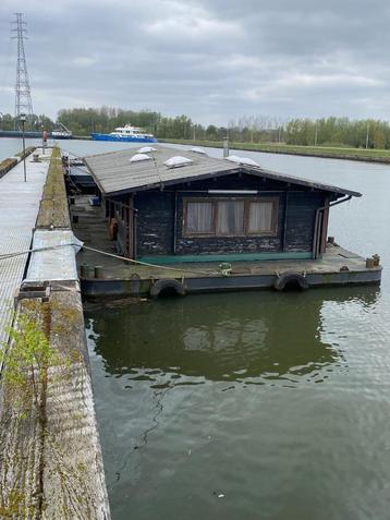 TE KOOP: PONTON MELANIE beschikbaar voor biedingen