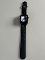 Apple Watch Nike SE 44mm Space Gray Aluminium Zwarte Sportba, Gebruikt, Ophalen of Verzenden