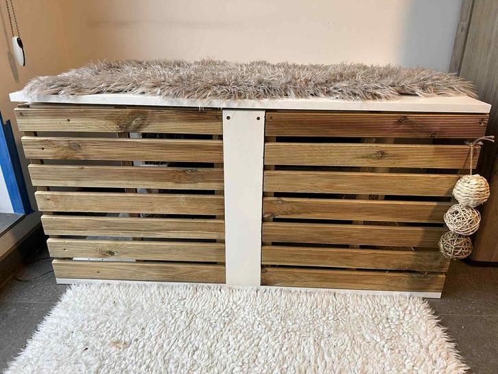 Konijnentoilet met hooiruif, Dieren en Toebehoren, Knaagdieren en Konijnen | Toebehoren, Zo goed als nieuw, Overige typen, Ophalen