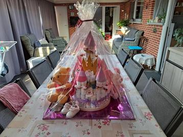 Luiertaart Kasteel beschikbaar voor biedingen