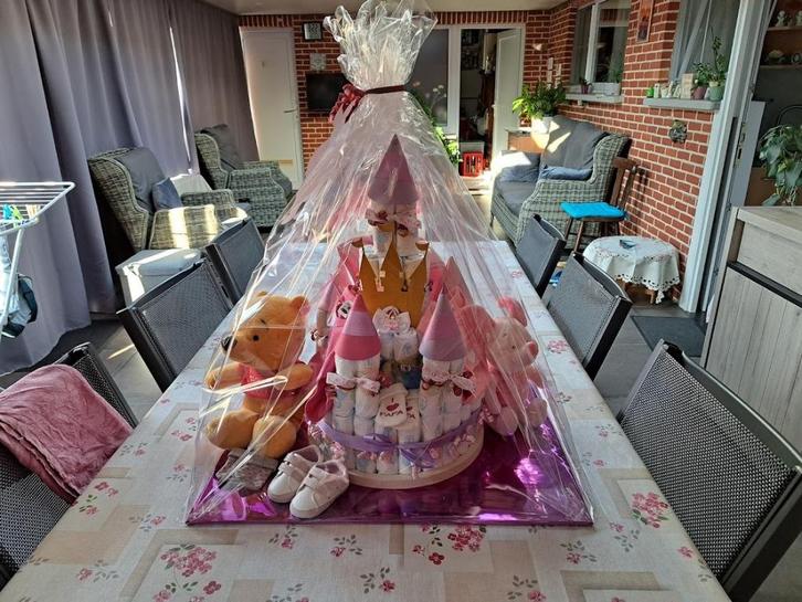 Luiertaart Kasteel, Enfants & Bébés, Cadeaux d'accouchement & Assiettes de naissance, Neuf, Cadeau d'accouchement, Enlèvement