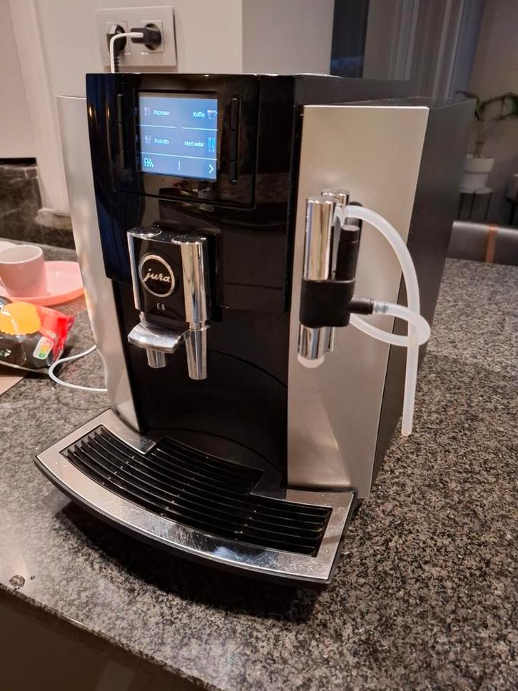 Jura E8, Electroménager, Cafetières, Cafetière, Enlèvement
