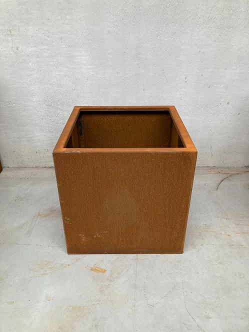 Vierkant 600x600mm-CortenStaal Bloembak-MetAgarden, Tuin en Terras, Bloembakken en Plantenbakken, Nieuw, Metaal, Balkon, Tuin