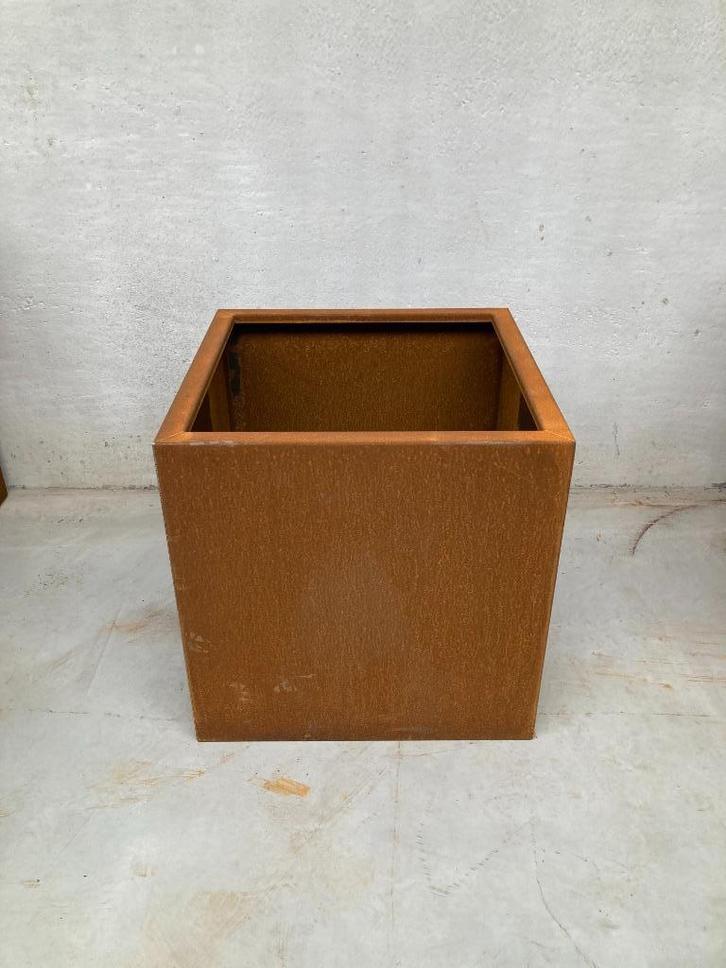 Vierkant 600x600mm-CortenStaal Bloembak-MetAgarden, Tuin en Terras, Bloembakken en Plantenbakken, Nieuw, Metaal, Balkon, Tuin