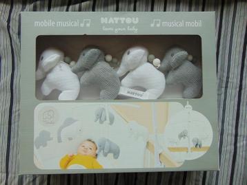 Nattou Olifant Tembo - Muziek Mobiel voor Baby's - Grijs/Wit beschikbaar voor biedingen