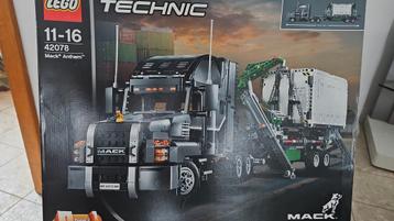 Lego 42078 disponible aux enchères