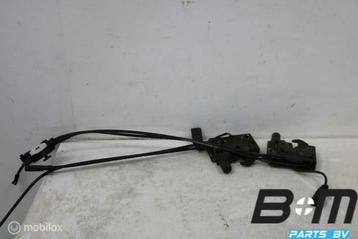Klepslot Audi A4 8W 8W0823909C beschikbaar voor biedingen