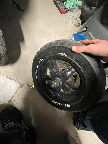 Zip s2000 velg beschikbaar voor biedingen