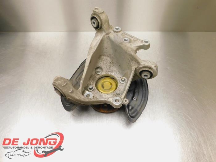 Fusee rechts-achter van een Mercedes CLA, Auto-onderdelen, Ophanging en Onderstel, Mercedes-Benz, Gebruikt, 3 maanden garantie