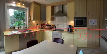 keuken met toestellen, Bois, Utilisé, Cuisine d'angle, Jaune