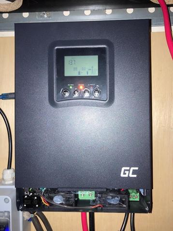 Green Cell Solar Inverter Off Grid converter with MPPT Solar