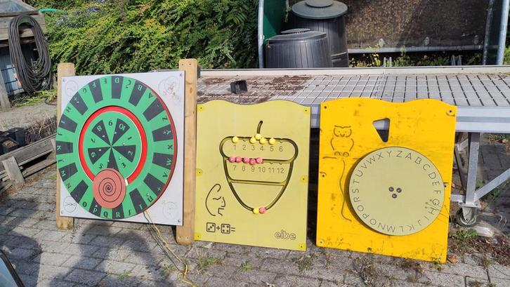 buitenspelborden voor tegen de muur, Kinderen en Baby's, Speelgoed | Buiten | Speeltoestellen, Gebruikt, Aanbouwonderdeel, Ophalen
