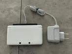 Nintendo 3DS white + lader + docking station, Games en Spelcomputers, Spelcomputers | Nintendo 2DS en 3DS, Ophalen of Verzenden