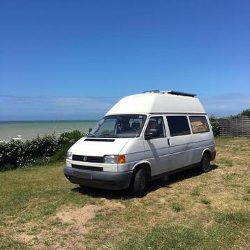 Volkswagen Transporter transformé en camping-car, Volkswagen, 5 à 6 mètres, Diesel, Modèle Bus