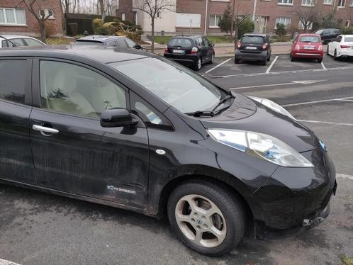 Nissan Leaf 2011, Auto's, Nissan, Leaf, Achteruitrijcamera, Isofix, Navigatiesysteem, Elektrisch, 5 deurs, Automaat, Zwart, Beige