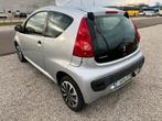 Peugeot 107 - 1.0 benzine 96.000km, Autos, Argent ou Gris, Achat, Boîte manuelle, Noir