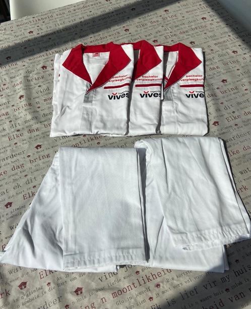 Set officiële Vives-stagekledij – 3 hemden (maat EES) + 2 br, Kleding | Dames, Overige Dameskleding, Zo goed als nieuw, Ophalen of Verzenden
