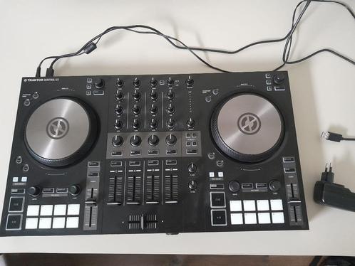 Traktor S3 dj controller - 4 kanalen, Muziek en Instrumenten, Dj-sets en Draaitafels, Zo goed als nieuw, Ophalen