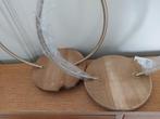 Metalen hoop stevig op houten plankje, Hobby en Vrije tijd, Ophalen, Nieuw, Knutselwerk