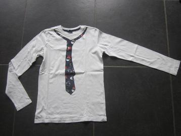 witte longsleeve met een kerstdas erop getekend (kerstman) beschikbaar voor biedingen