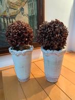 2 potten/ vazen met sierlijke rondingen, landelijke stijl, Ophalen, Zo goed als nieuw