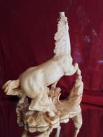 Vintage paard 30; cm. Zware hars, zeer goed gemaakt (zie fot, Ophalen of Verzenden