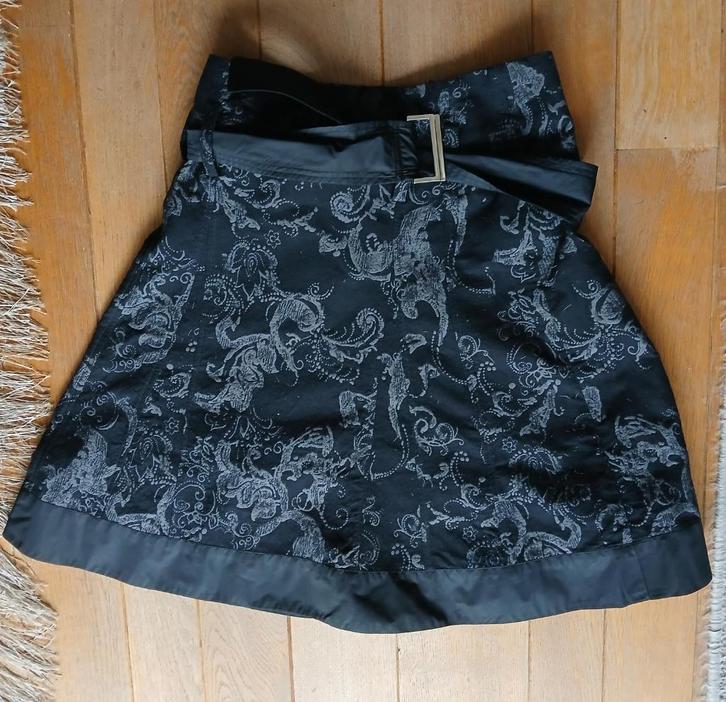 Zwarte rok – merk: Airfield – maat: 38, Kleding | Dames, Rokken, Zo goed als nieuw, Maat 38/40 (M), Zwart, Knielengte, Ophalen of Verzenden