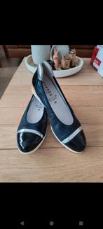 Elegant schoentje cypress 38, Vêtements | Femmes, Chaussures, Enlèvement ou Envoi, Comme neuf